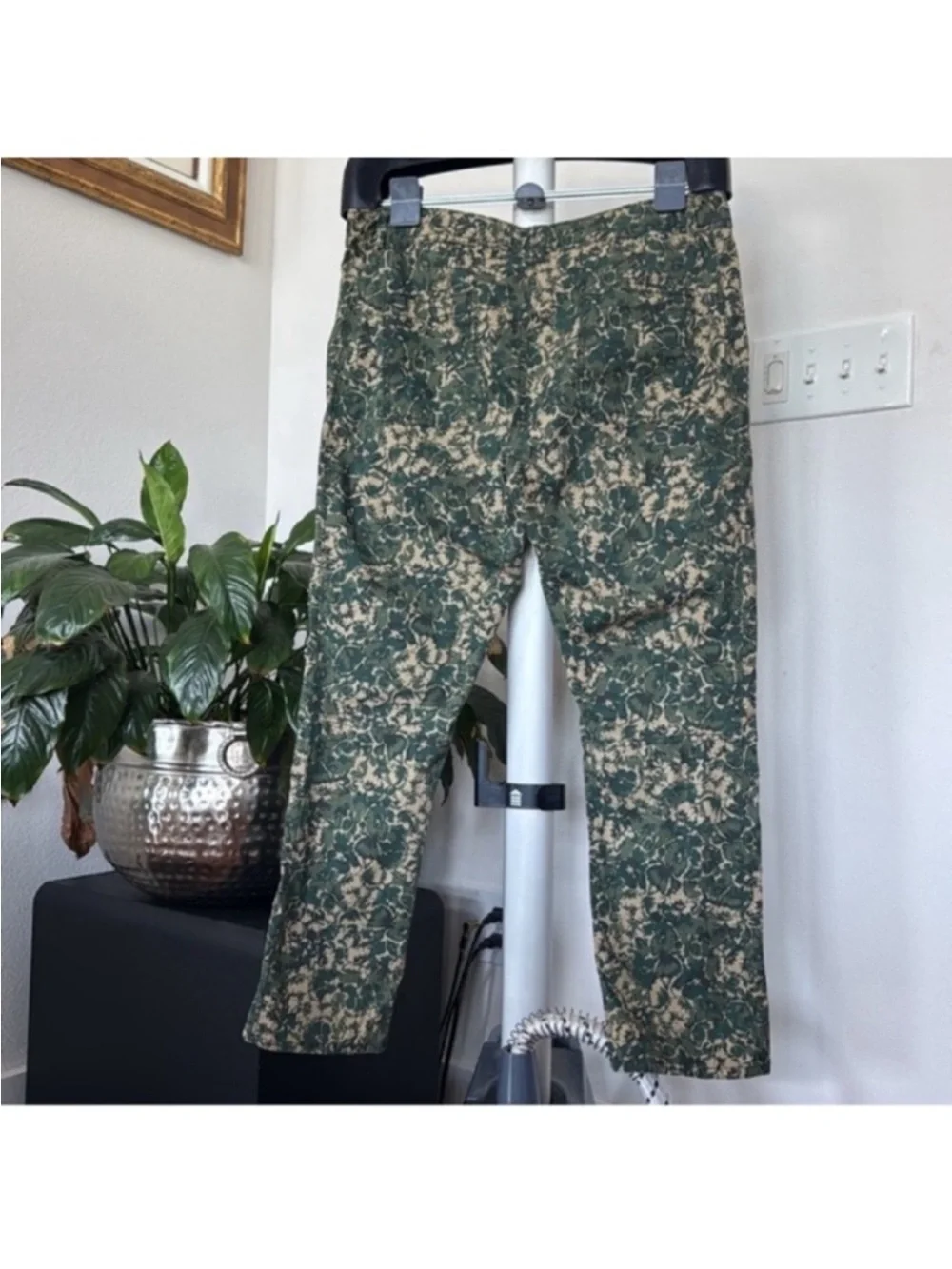 Anthropologie Hei Hei Sylvan Camo Moto Pants Sz 31 Camo Casual Ankle length